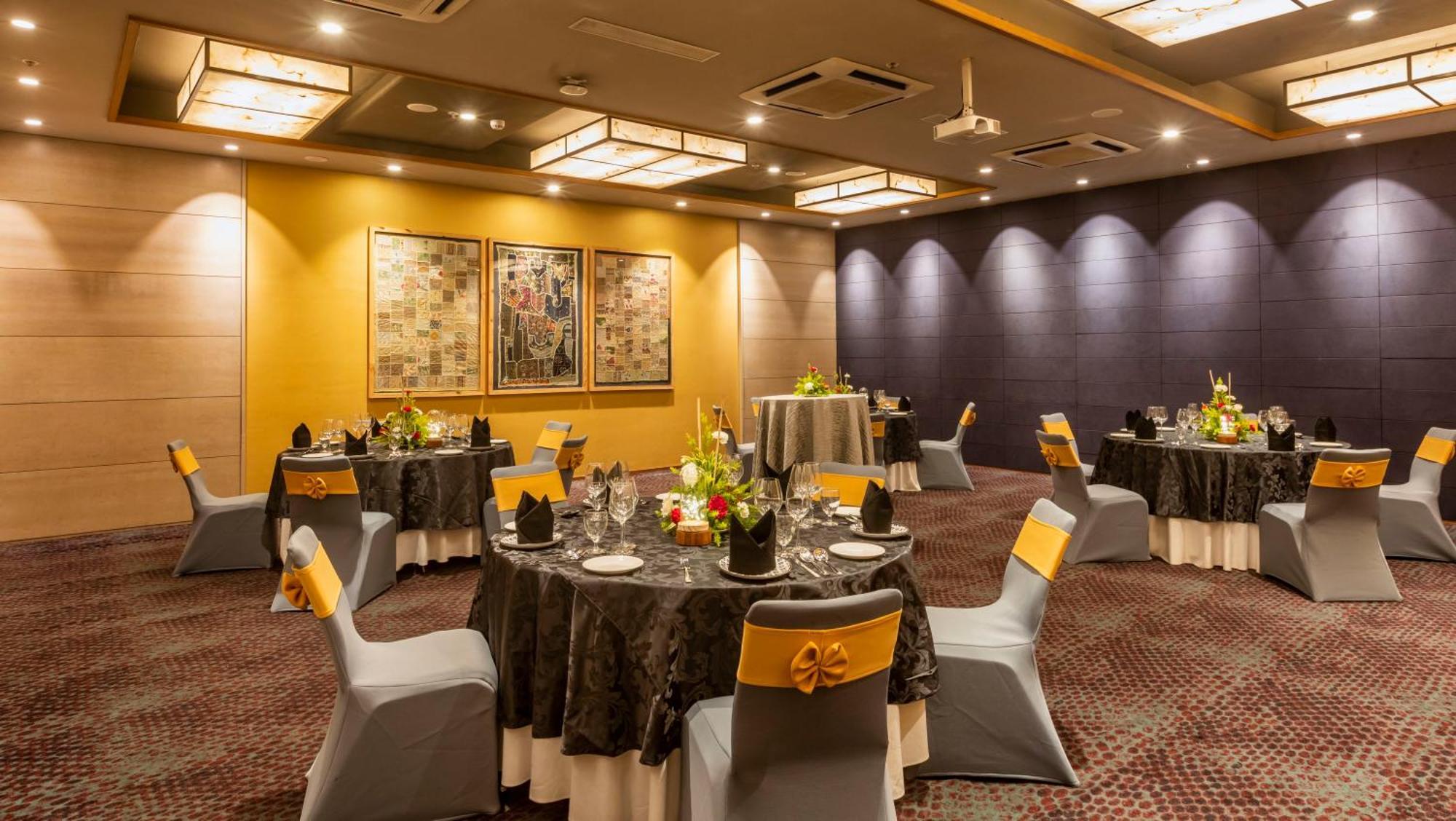 Altair Boutique Hotel Calcutta Exteriör bild