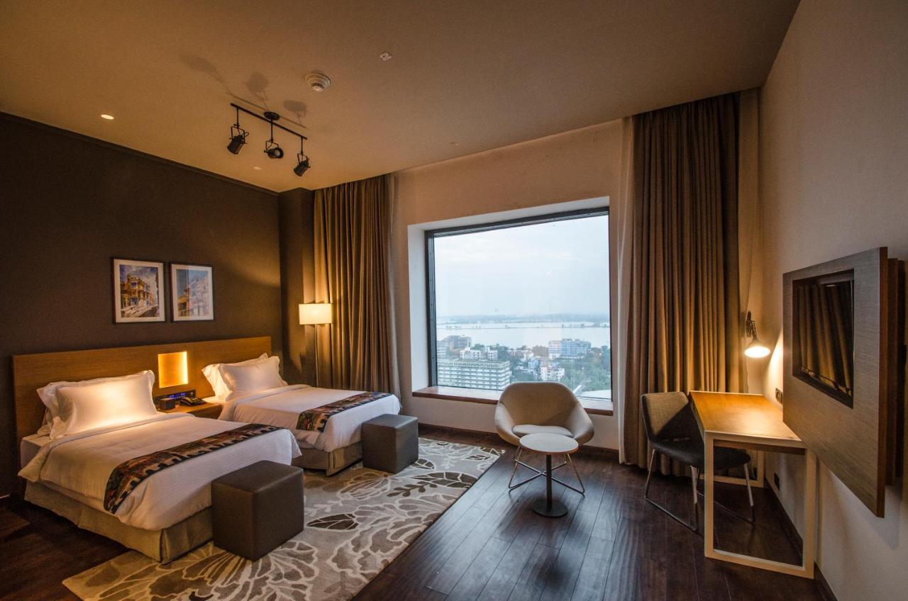 Altair Boutique Hotel Calcutta Exteriör bild