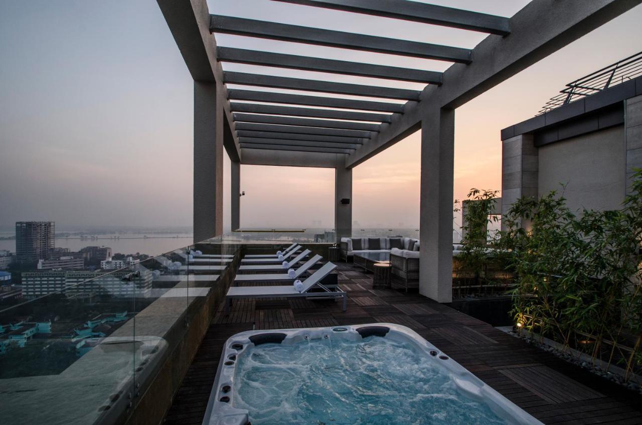 Altair Boutique Hotel Calcutta Exteriör bild